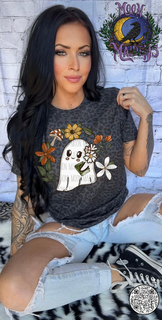 Cottage core ghostie sweatshirt