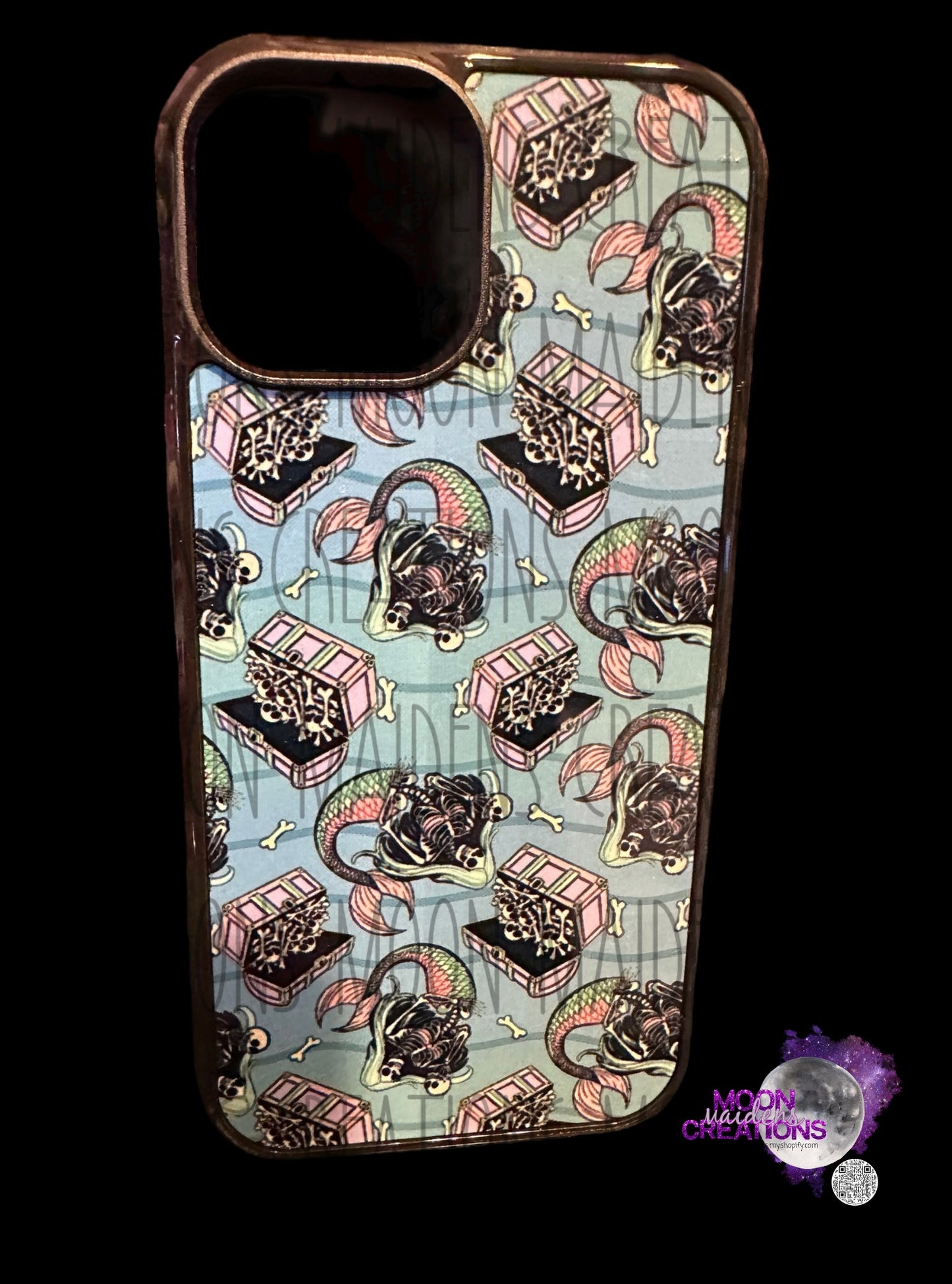 Dead men tell no tales Phone Case